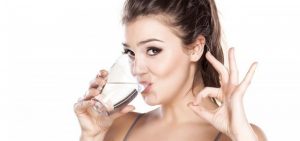 lợi ích của việc uống nước khoáng